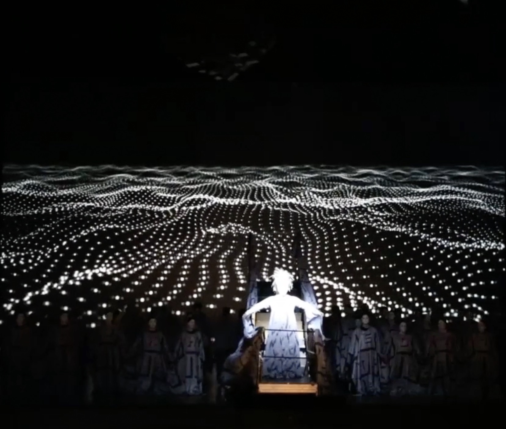 Tigrelab_Babylon_Opera_Visuals_06