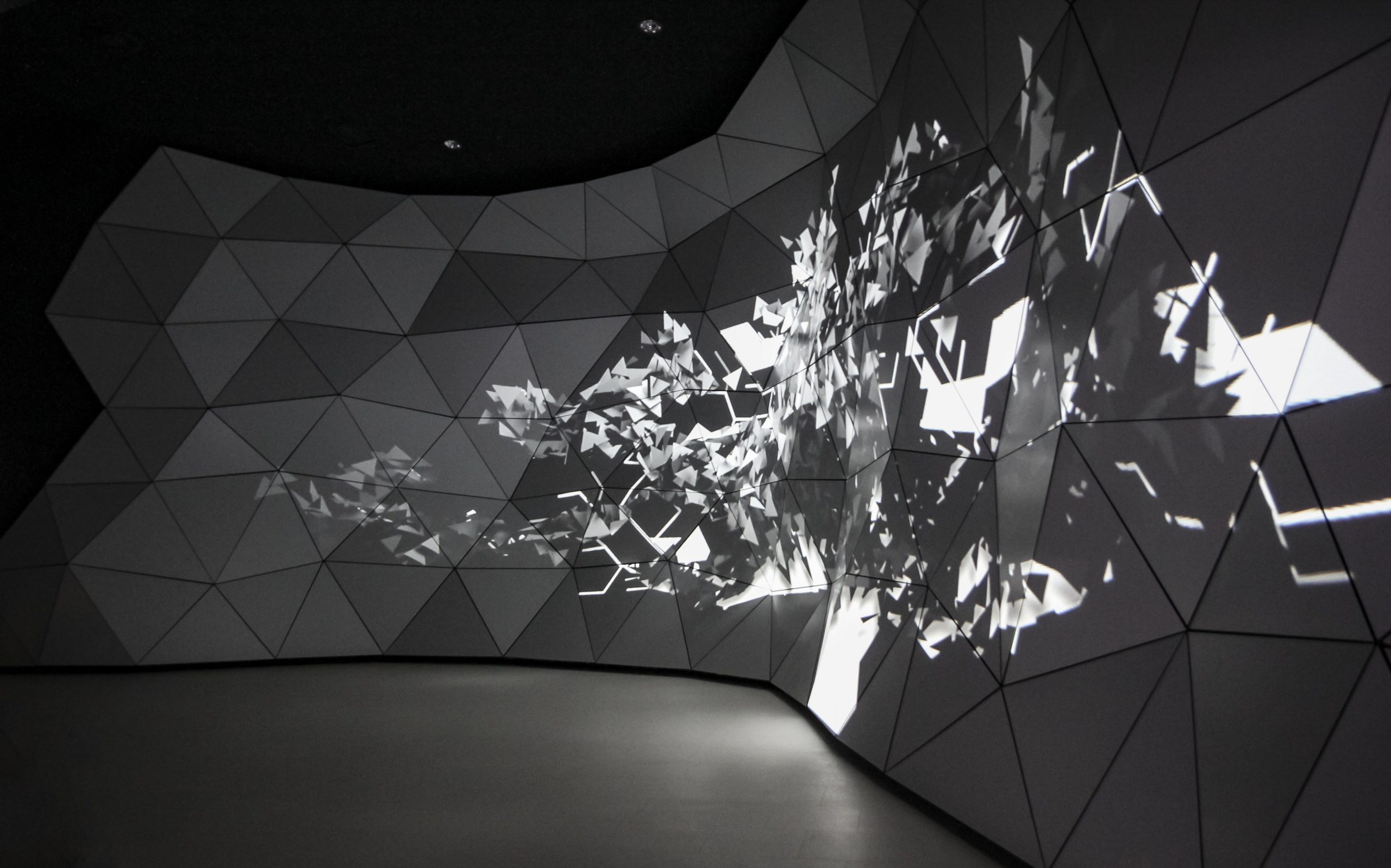 Tigrelab_Orona_Showroom_06